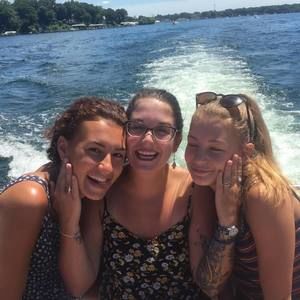 Meet your Posher, Valerie